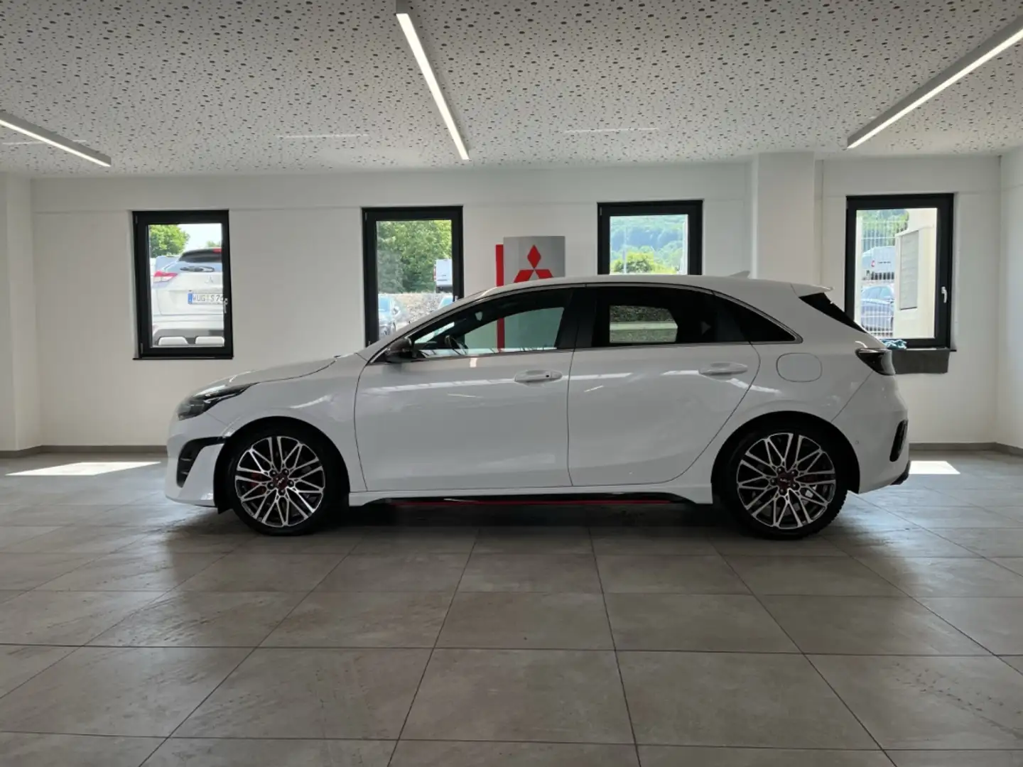 Kia Ceed / cee'd 1.6 T-GDI GT DCT LED Navi Abstandstempomat Weiß - 2