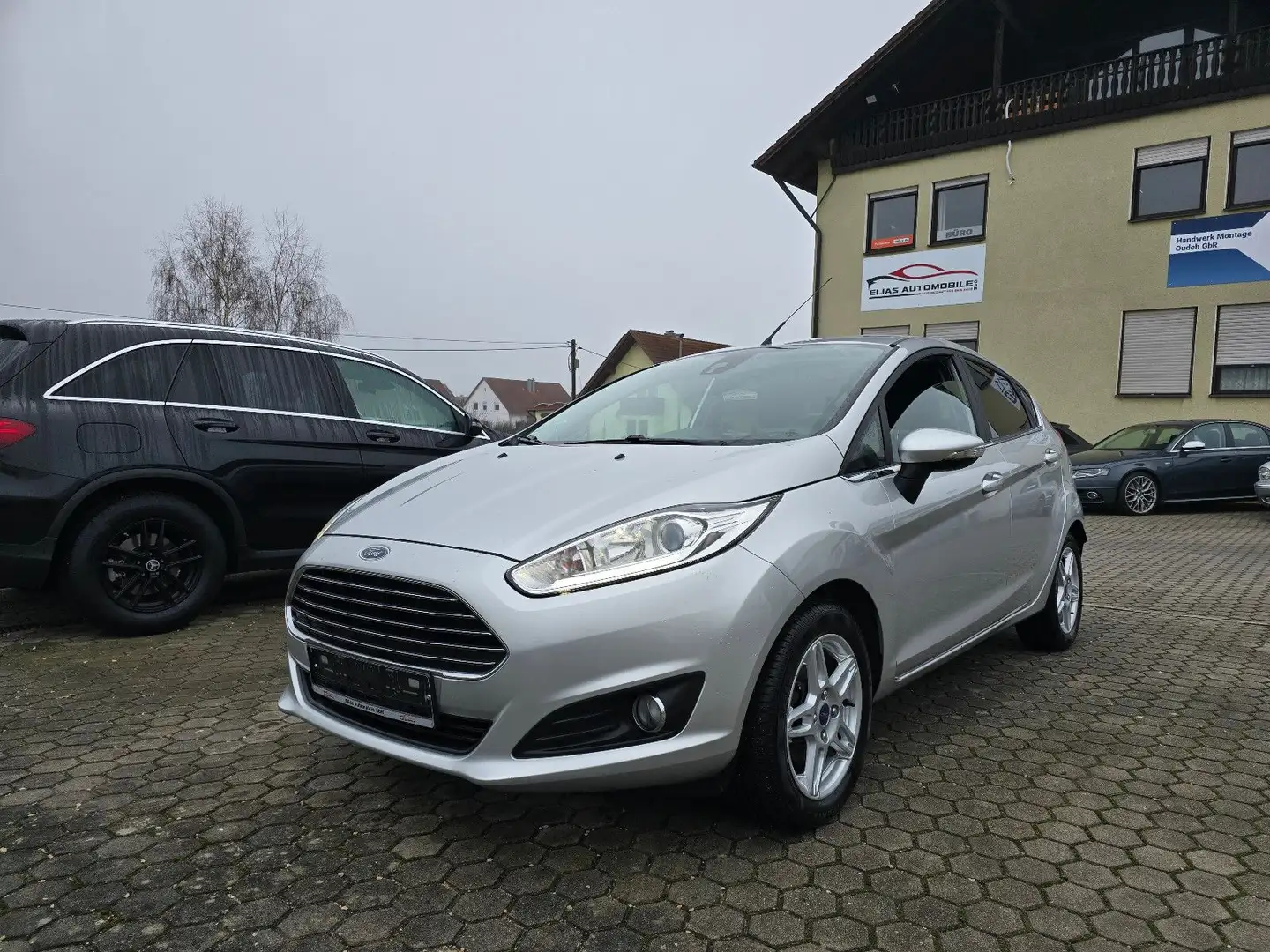 Ford Fiesta Titanium / TÜV NEU - 1