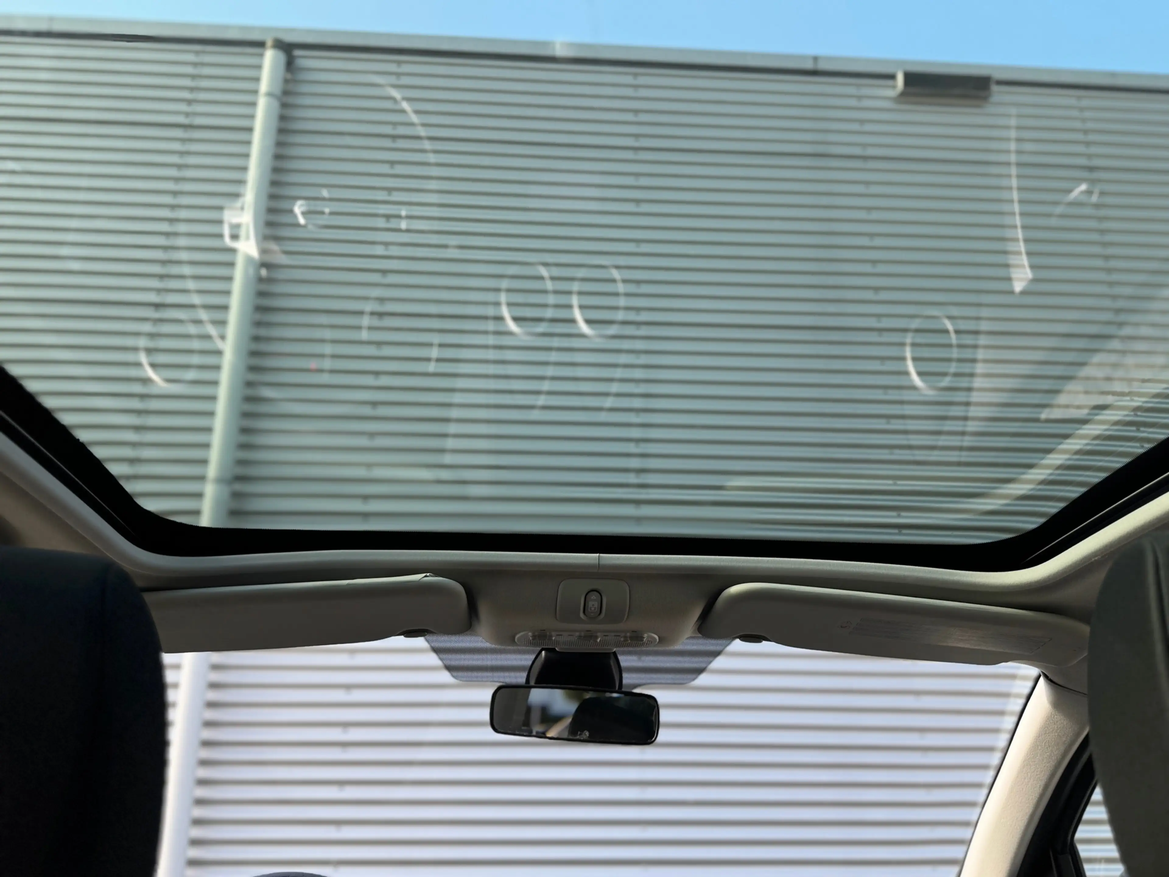 Nissan Qashqai 1.6 Connect Edition — photo 21