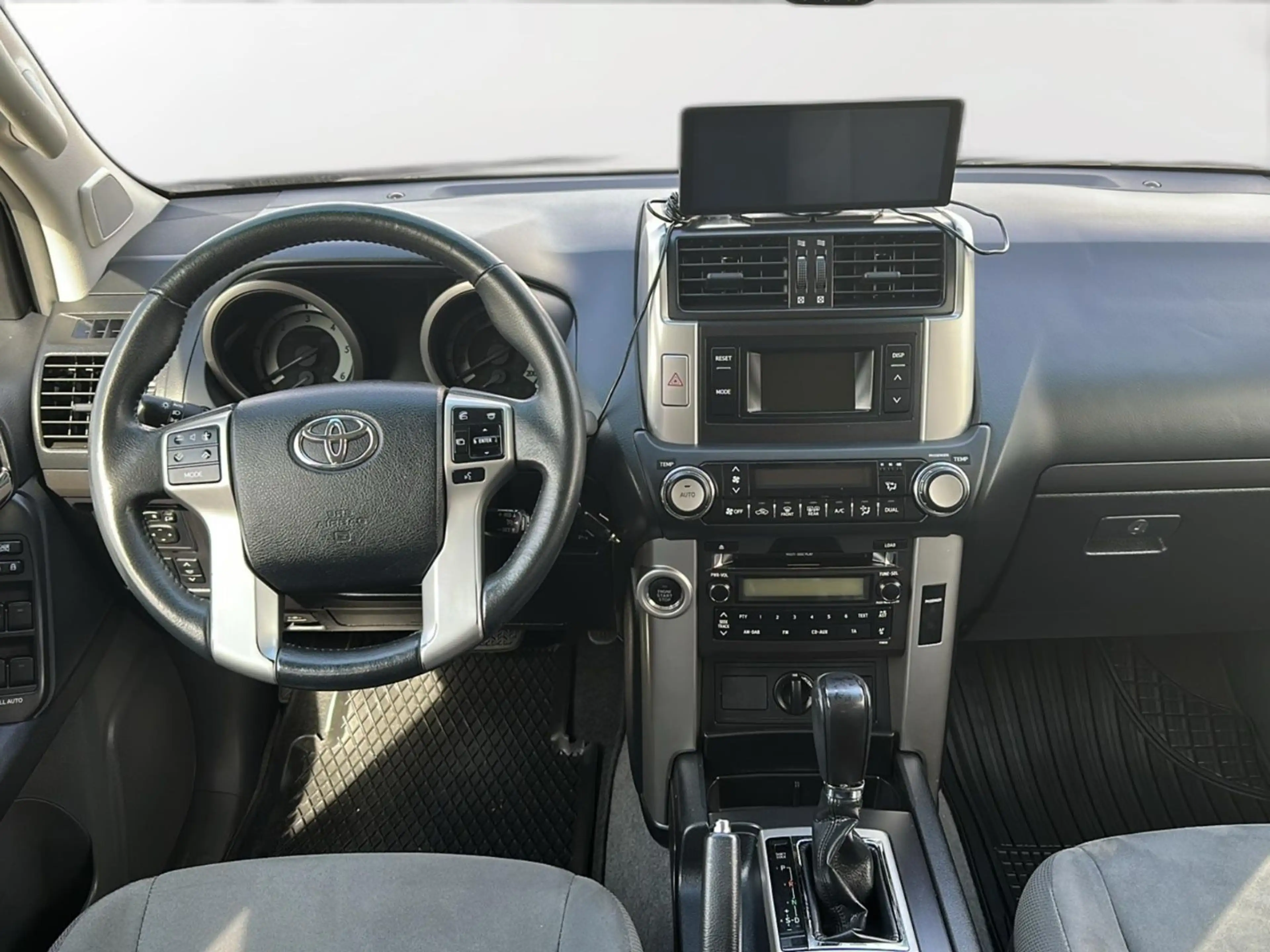Toyota Land Cruiser Life*KAMERA*AUTOMATIK*AHK* — photo 14