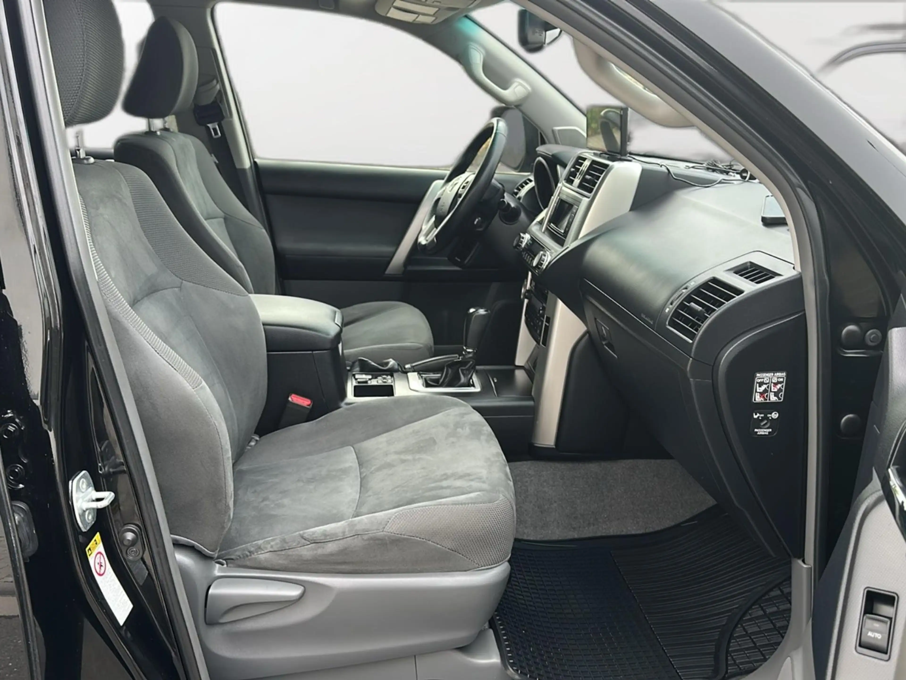 Toyota Land Cruiser Life*KAMERA*AUTOMATIK*AHK* — photo 12