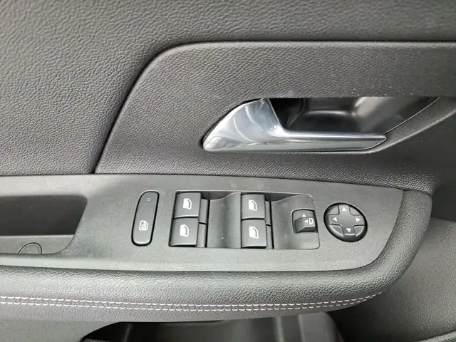 Opel Mokka view 11