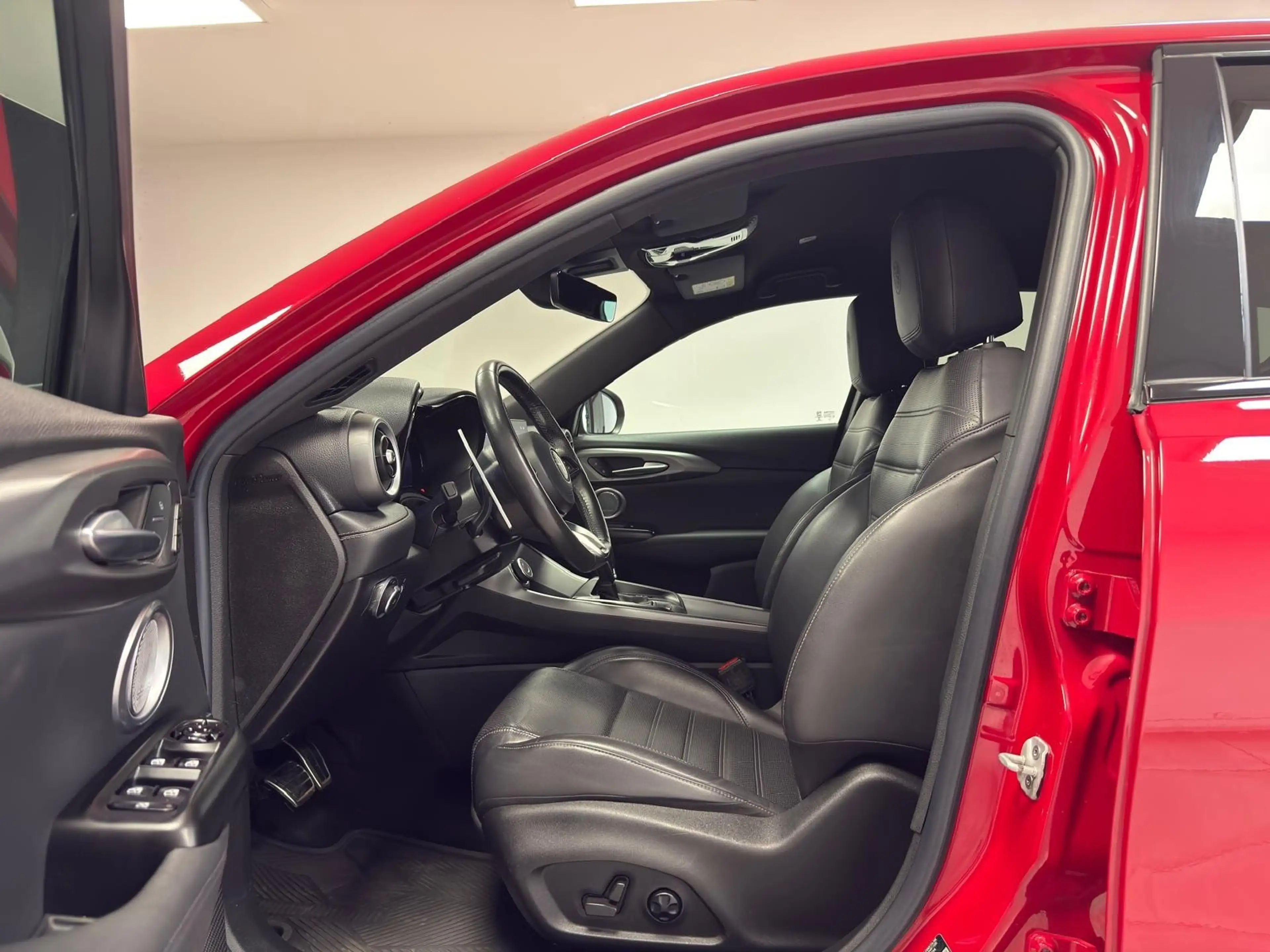 Alfa Romeo Tonale 1.5 MHEV SERIE Speciale**GPS+CAMERA*LED*CUIR*GARAN — photo 11