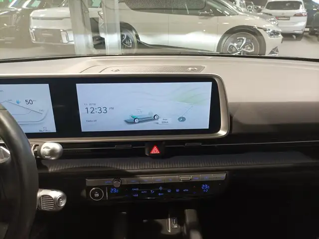 Hyundai Ioniq 6 view 12