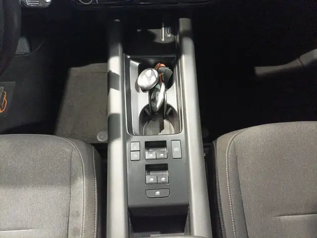 Hyundai Ioniq 6 view 13
