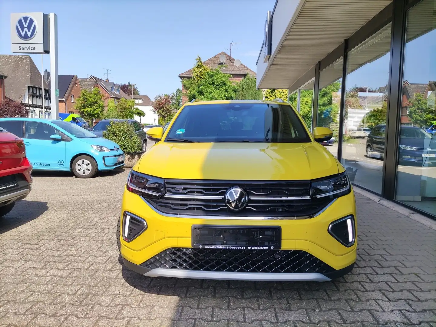 Volkswagen T-Cross R-Line,NAVI,AHK,IQ-Drive,KAM,ACC Giallo - 2