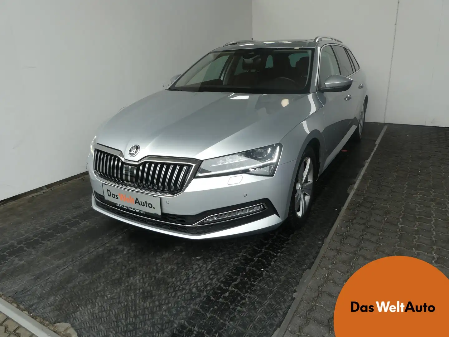 Skoda Superb 4x4 Style TDI DSG Zilver - 1