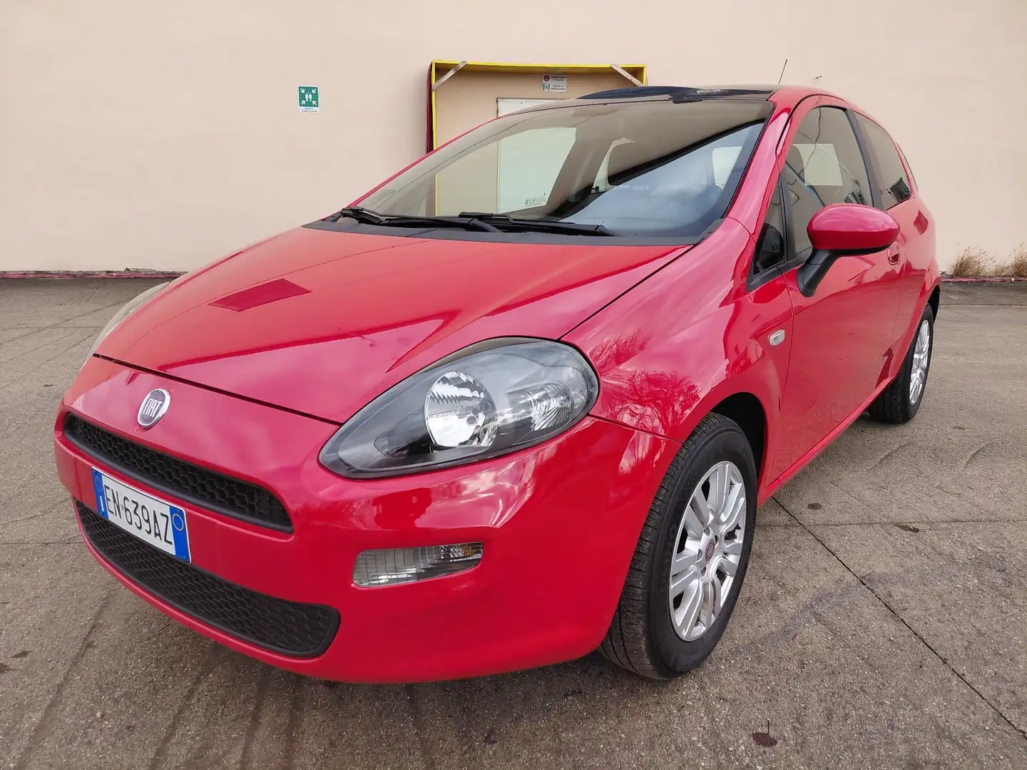 Fiat Grande Punto 3p 1.4 sjt 16v Sport 105cv - 1