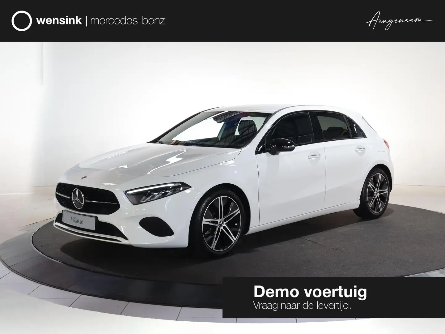 Mercedes-Benz A 180 Star Edition Luxury Line | Trekhaak | Dodehoekassi Blanc - 1