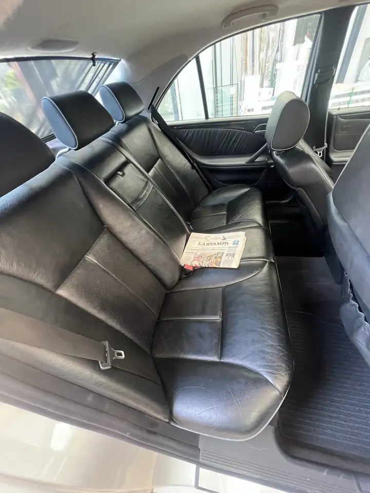 Mercedes-Benz E 200 Kompressor Avantgarde, foto 9