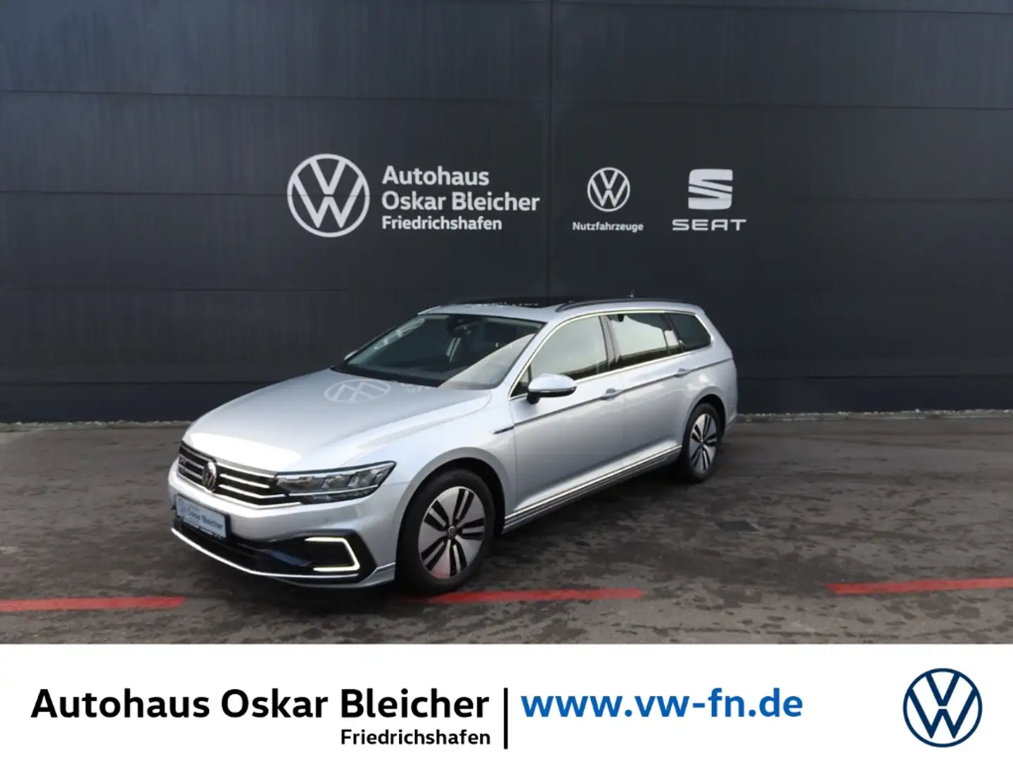 Volkswagen Passat 1.4 TSI Plug-In Hybrid GTE abn. AHK, Navi Plateado - 1