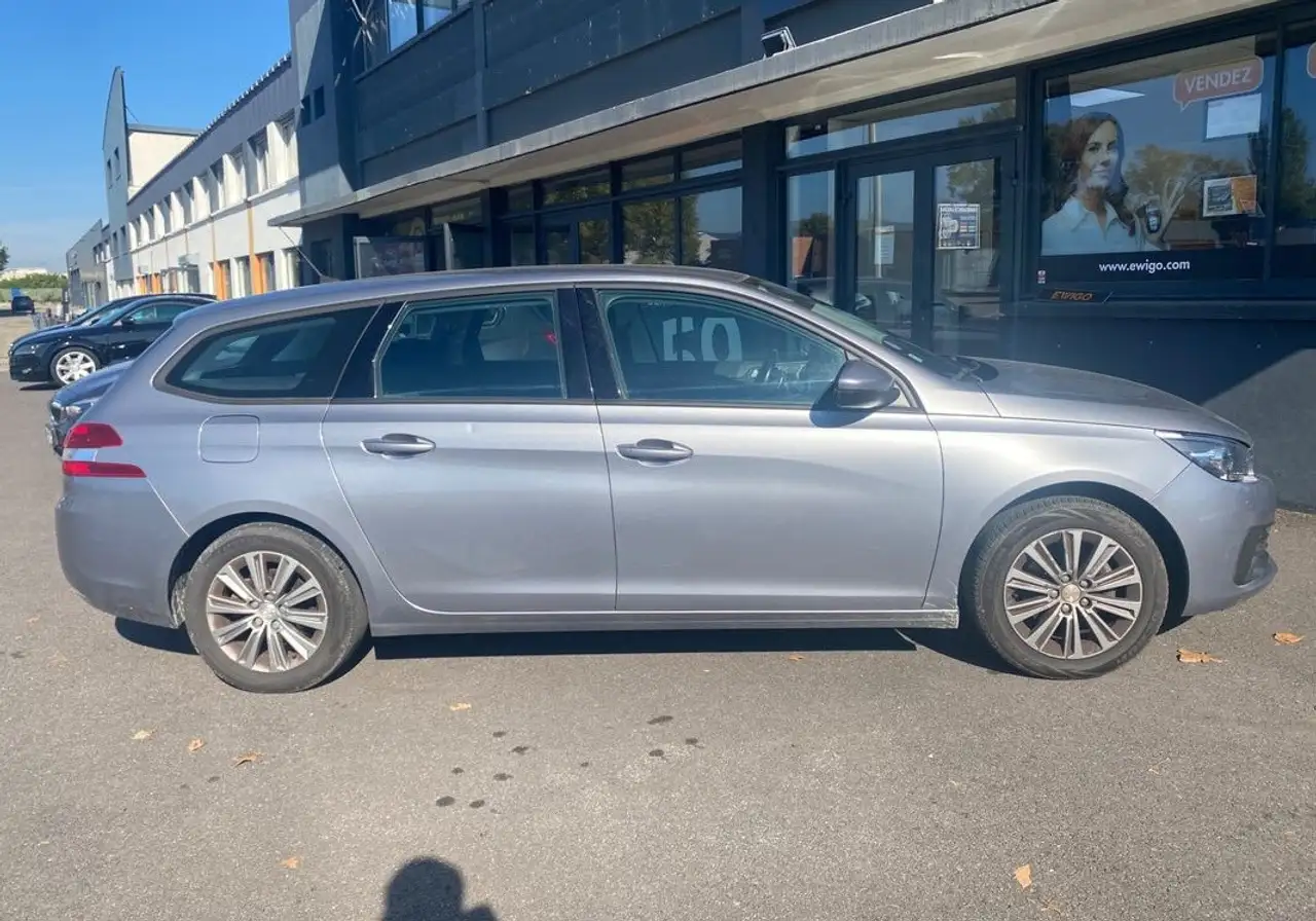 Peugeot 308 308 SW — photo 20