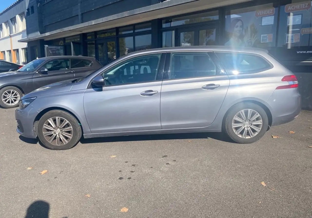 Peugeot 308 308 SW — photo 16