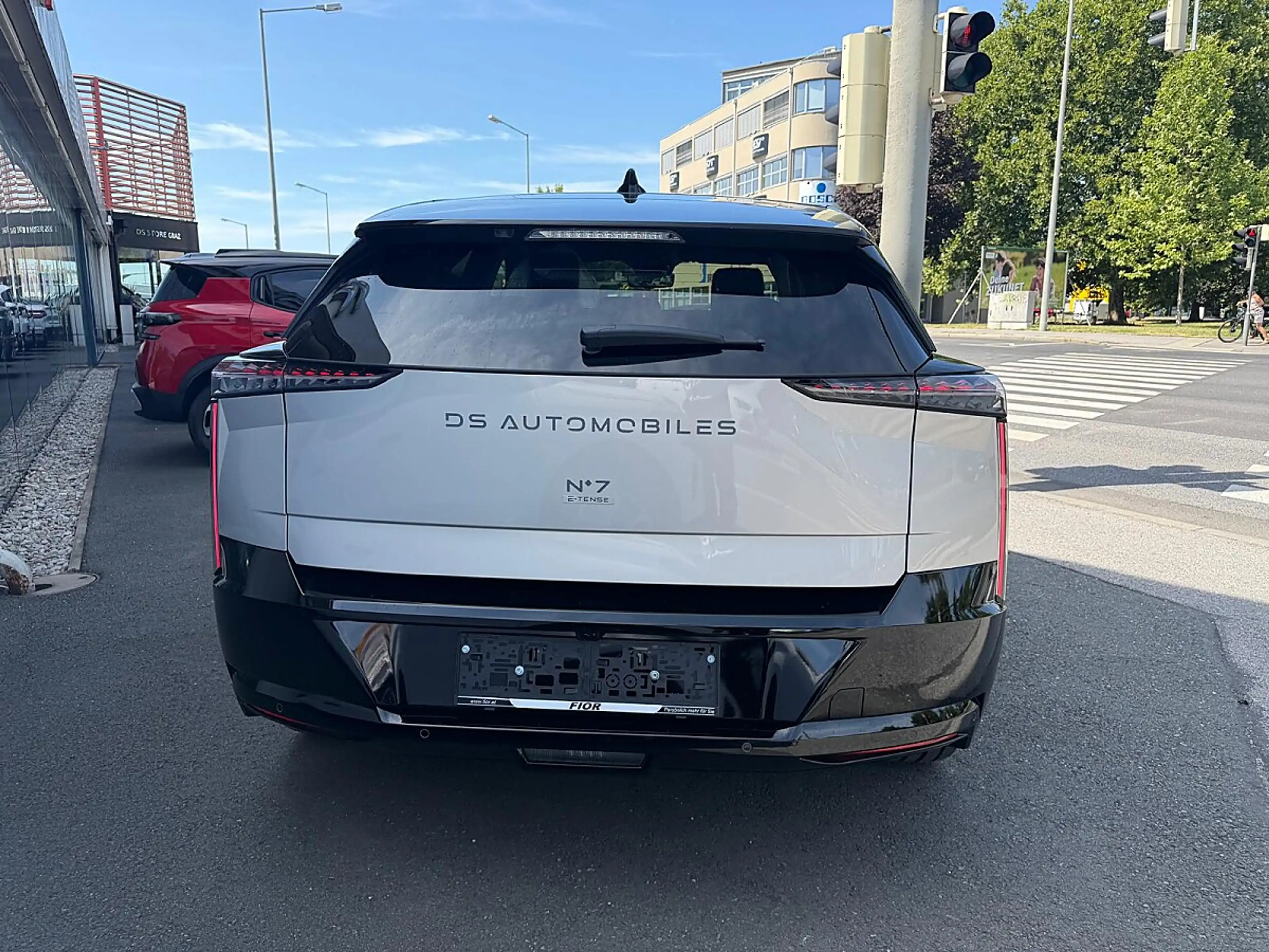 DS Automobiles N°7 DS N7 230 PS FWD E-TENSE ETOILE (D1114) — photo 7