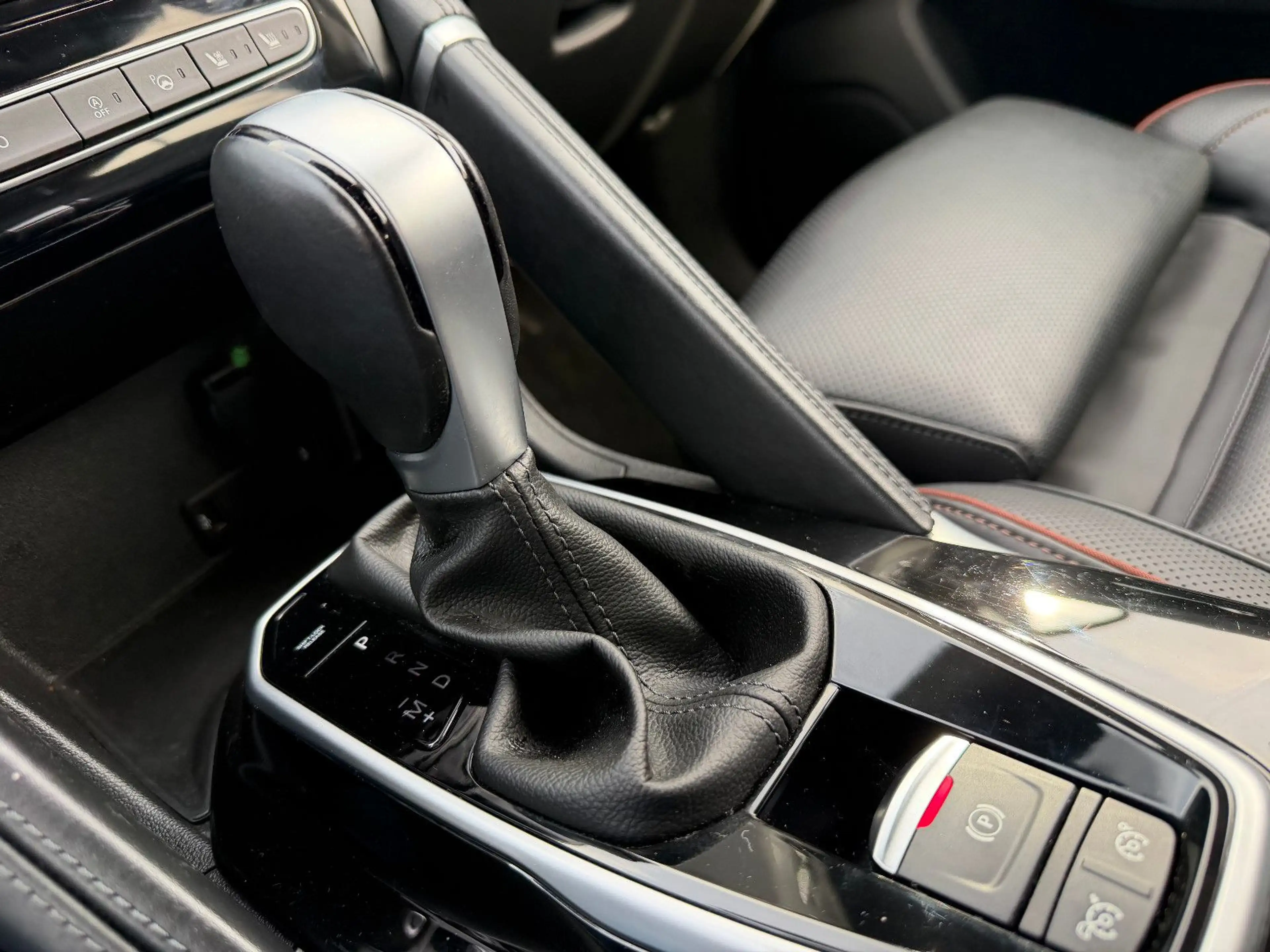 Renault Koleos Initiale Paris/LEDER/GARANTIE/ALU/KAMERA/ — photo 11