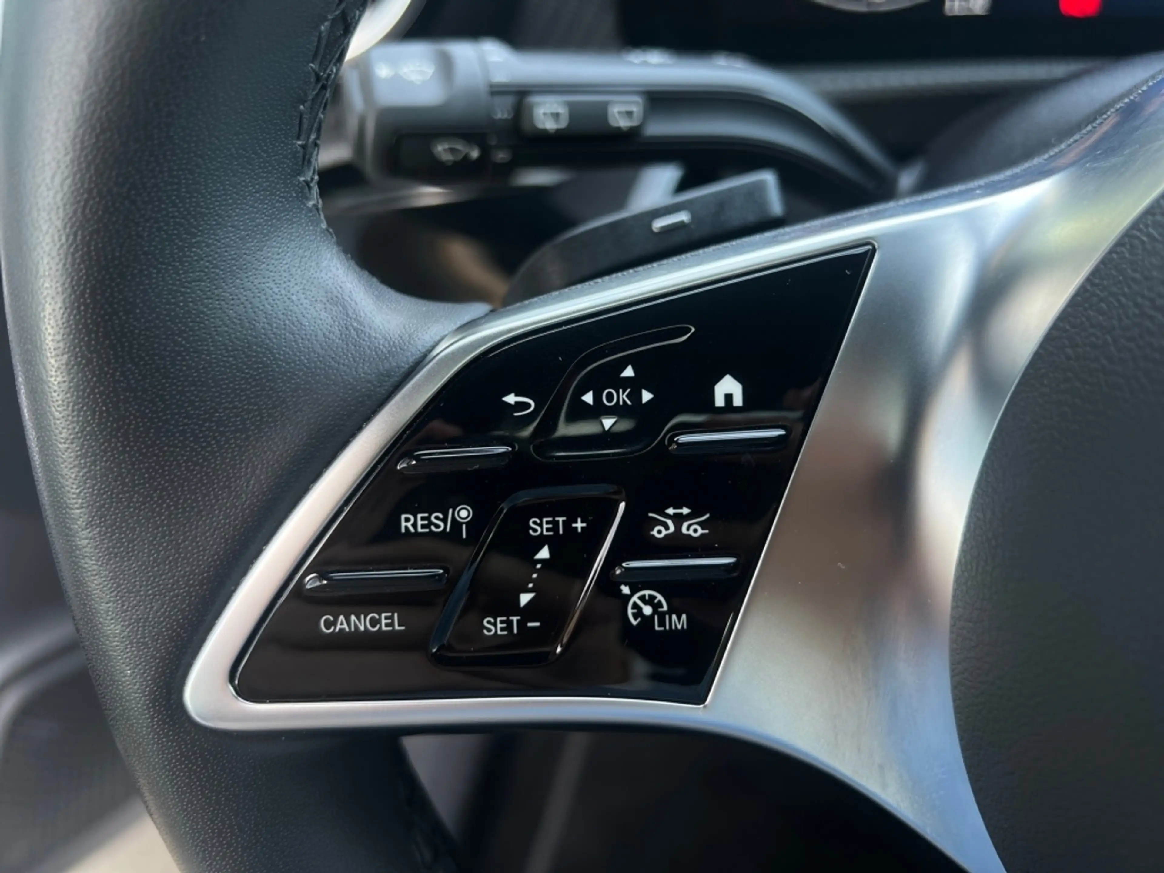 Mercedes-Benz A 180 Progressive-Adv*Pano*CarPlay*LED*WiP*RKam* — photo 12
