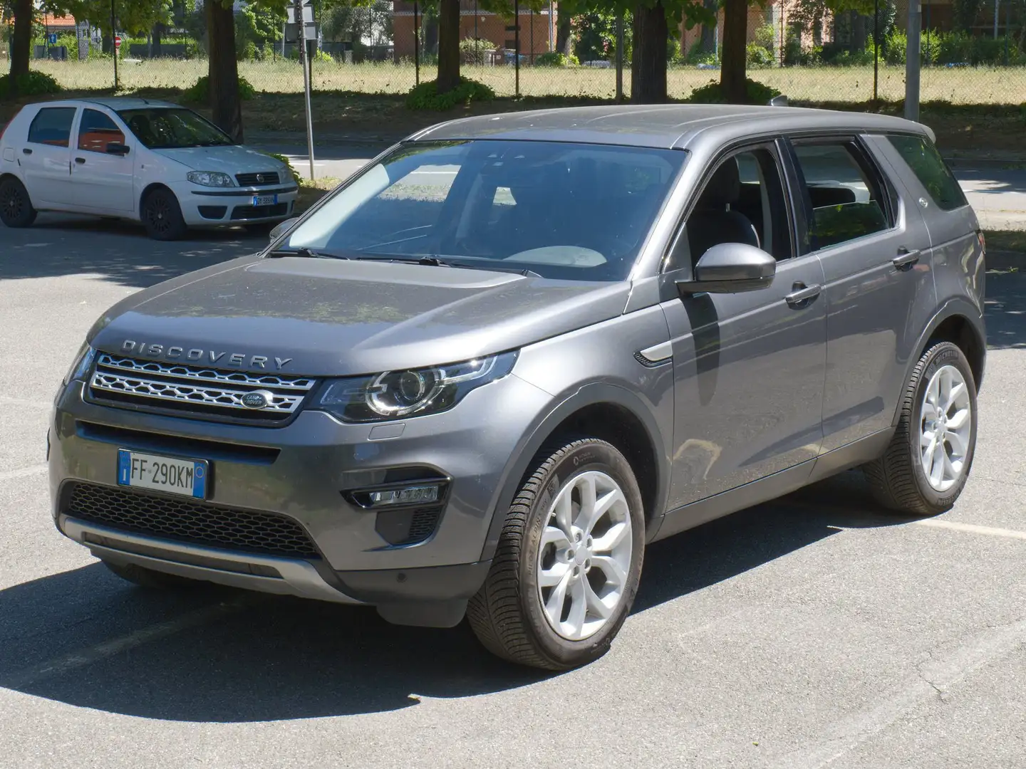 Land Rover Discovery Sport Discovery Sport  2.0 td4 HSE Luxury Beige - 1