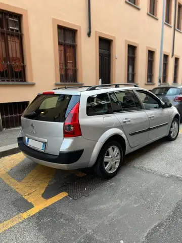 Renault Megane view 8