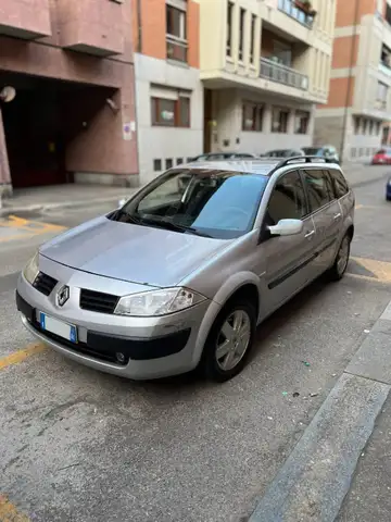 Renault Megane view 5