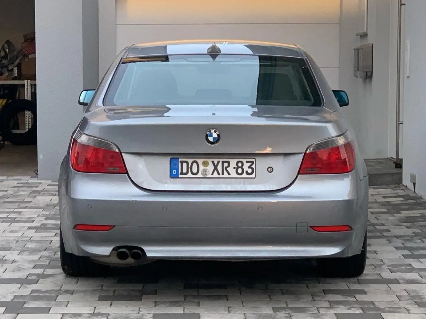 BMW 530 530d Grau - 1