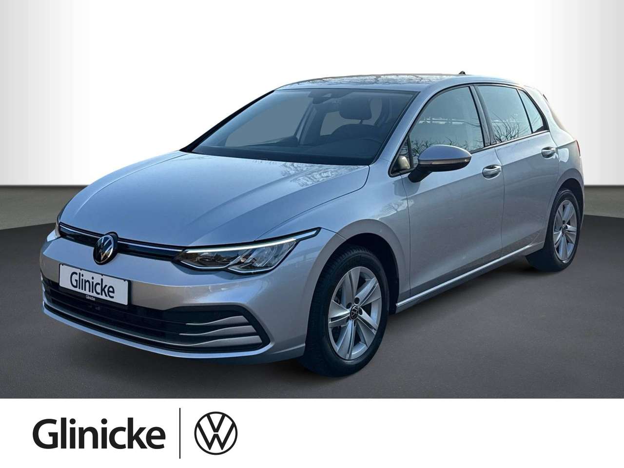 Volkswagen Golf 2023 — VIII Life 1.5 TSI NAVI, SHZ, LED