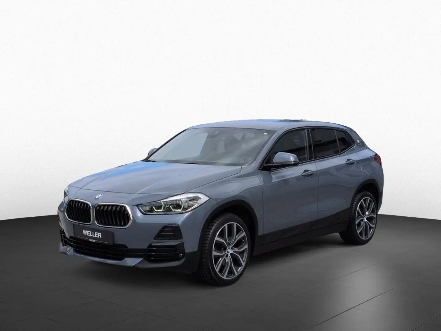 BMW X2 sD18d AdavantagePlus Navi Parkassis SpoSi 19" Grau - 1
