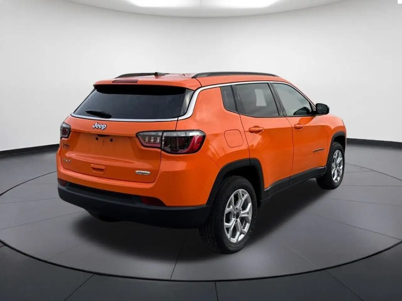 Jeep Compass снимка Jeep Compass