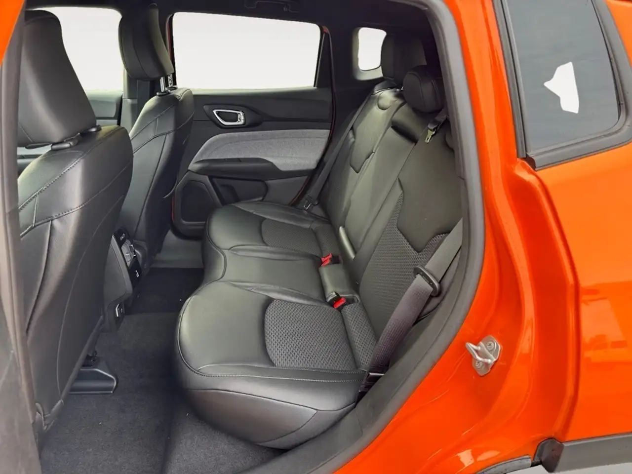 Jeep Compass снимка Jeep Compass