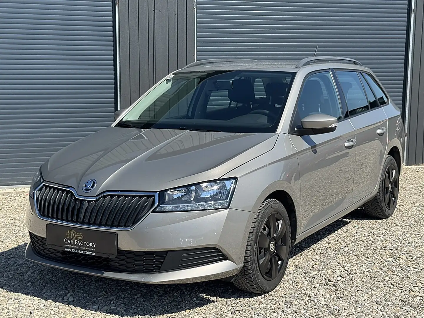 Skoda Fabia Combi Active 1,0 Braun - 1