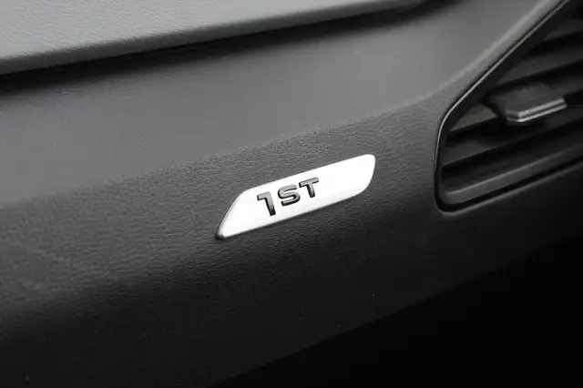 Volkswagen Id.3 view 23