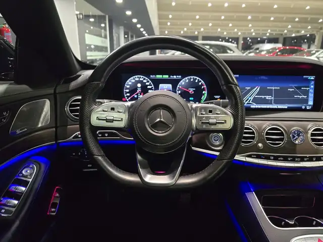 Mercedes-Benz S-Class view 21