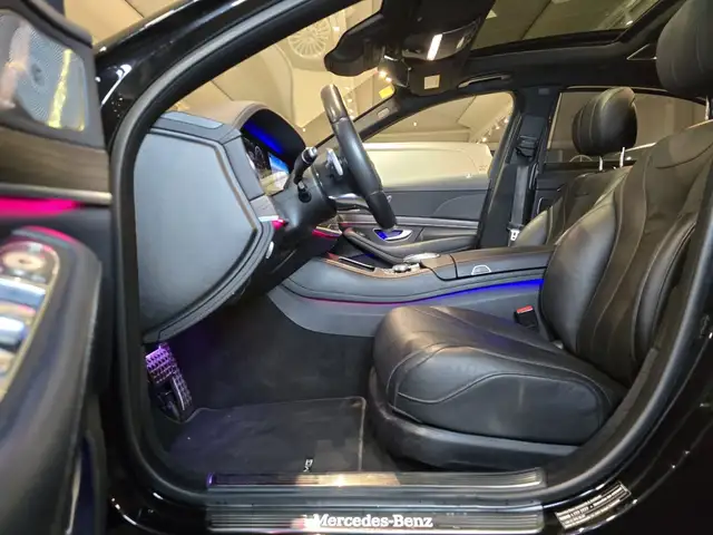 Mercedes-Benz S-Class view 17