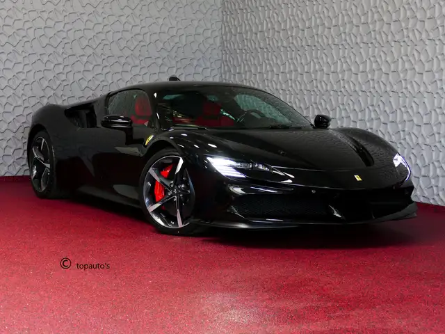 Ferrari SF90 Stradale 4.0 V8 1000PK INCL BTW/BPM. CARBON SEATS/STUUR LIF