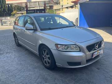 V50 1.6 d2 R-design 115cv UNICO PROPRIETARIO ! IN ARRIVO !