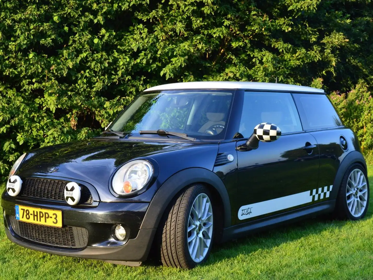 MINI Cooper Cooper 1.6 Pepper Zwart - 1