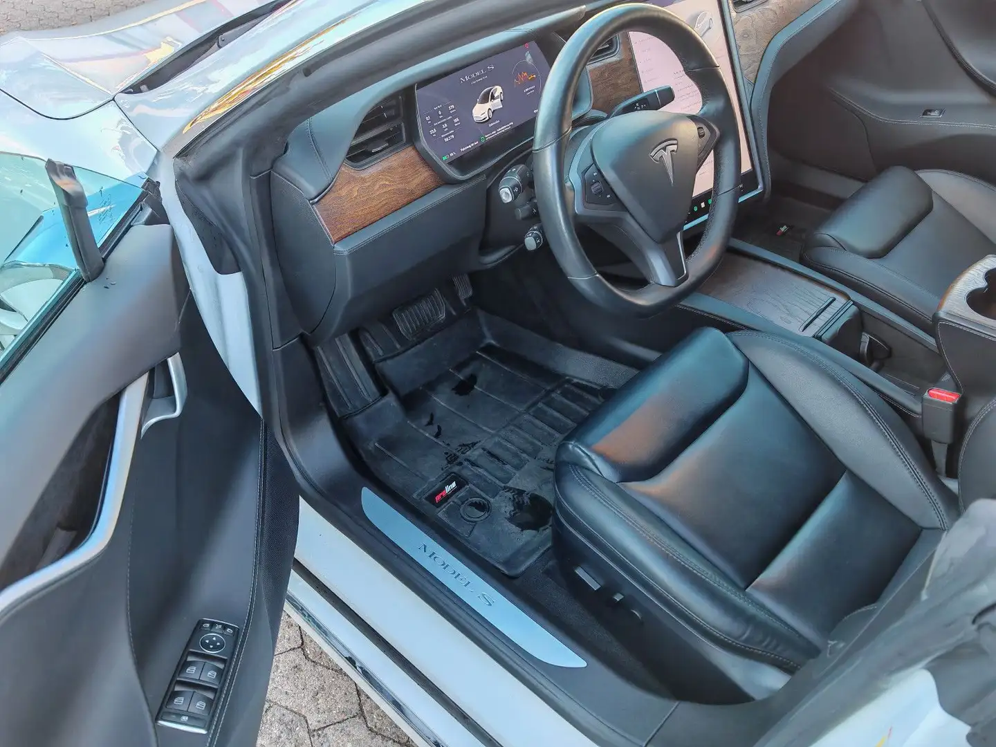 Tesla Model S Long Range PLUS/ EAP/ PremConn/ free SC* Weiß - 2