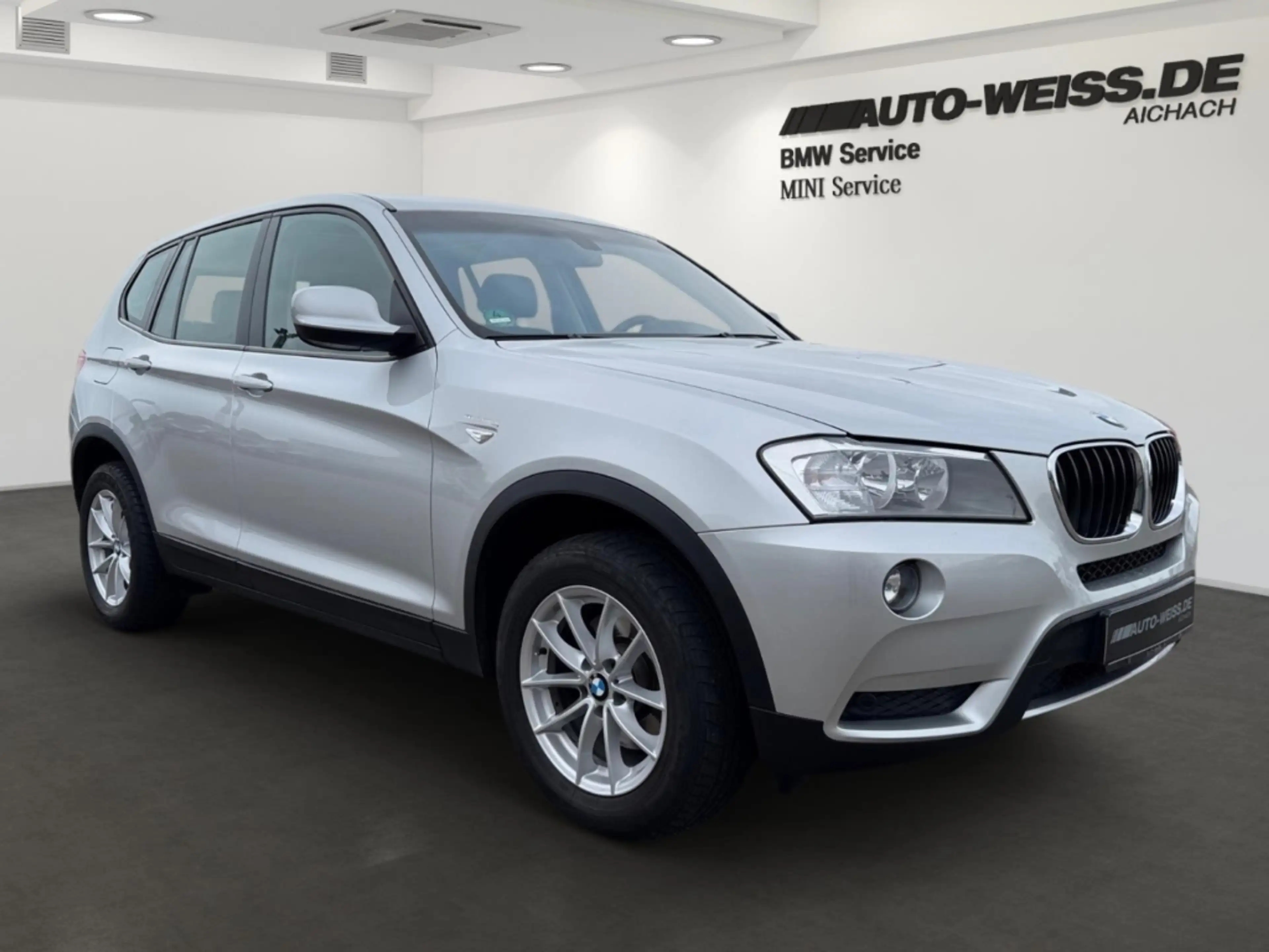 BMW X3 20iA xDrive +NAVI+PANO+PDC+SHZ+SPORTSITZ+MFL — photo 3