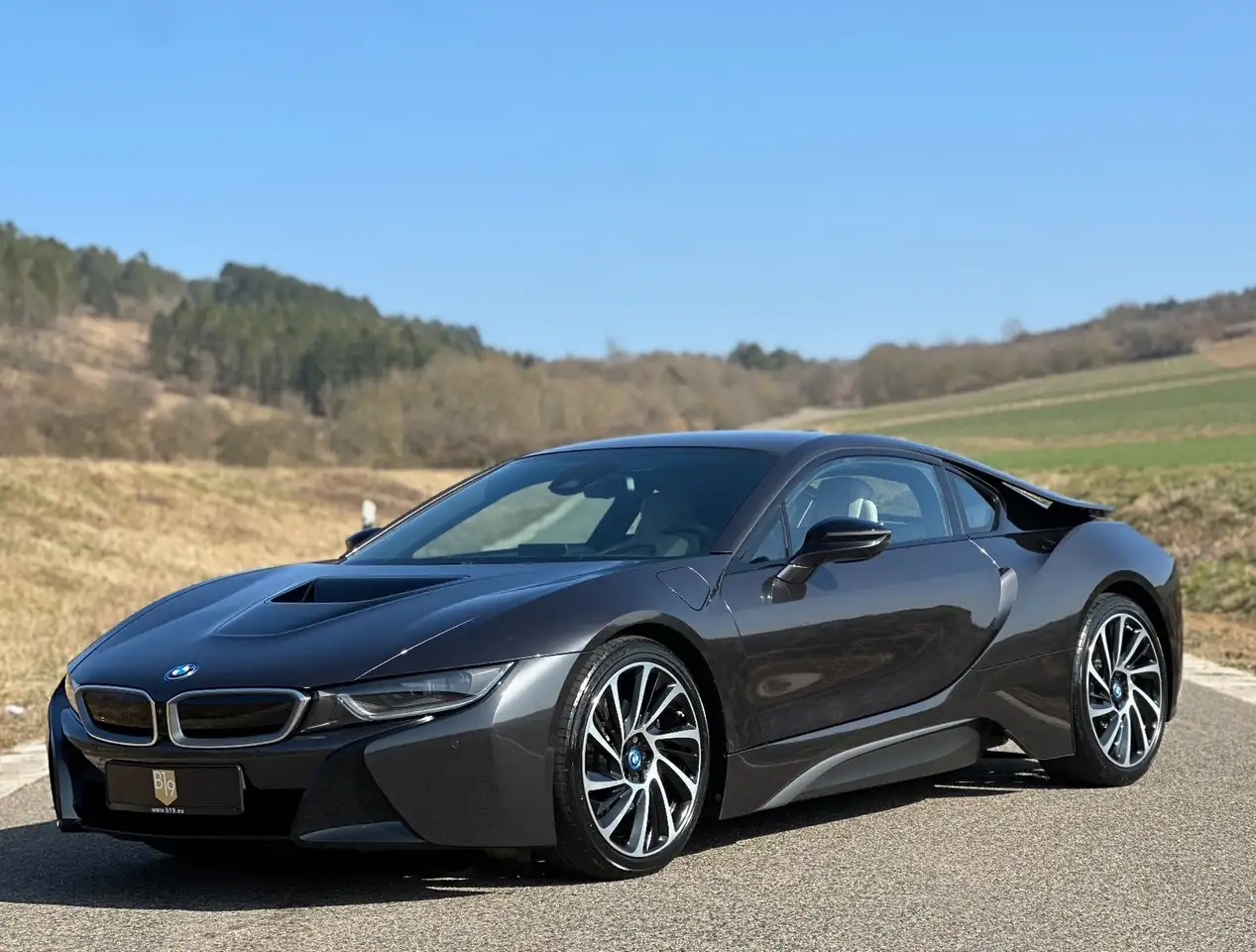 BMW i8