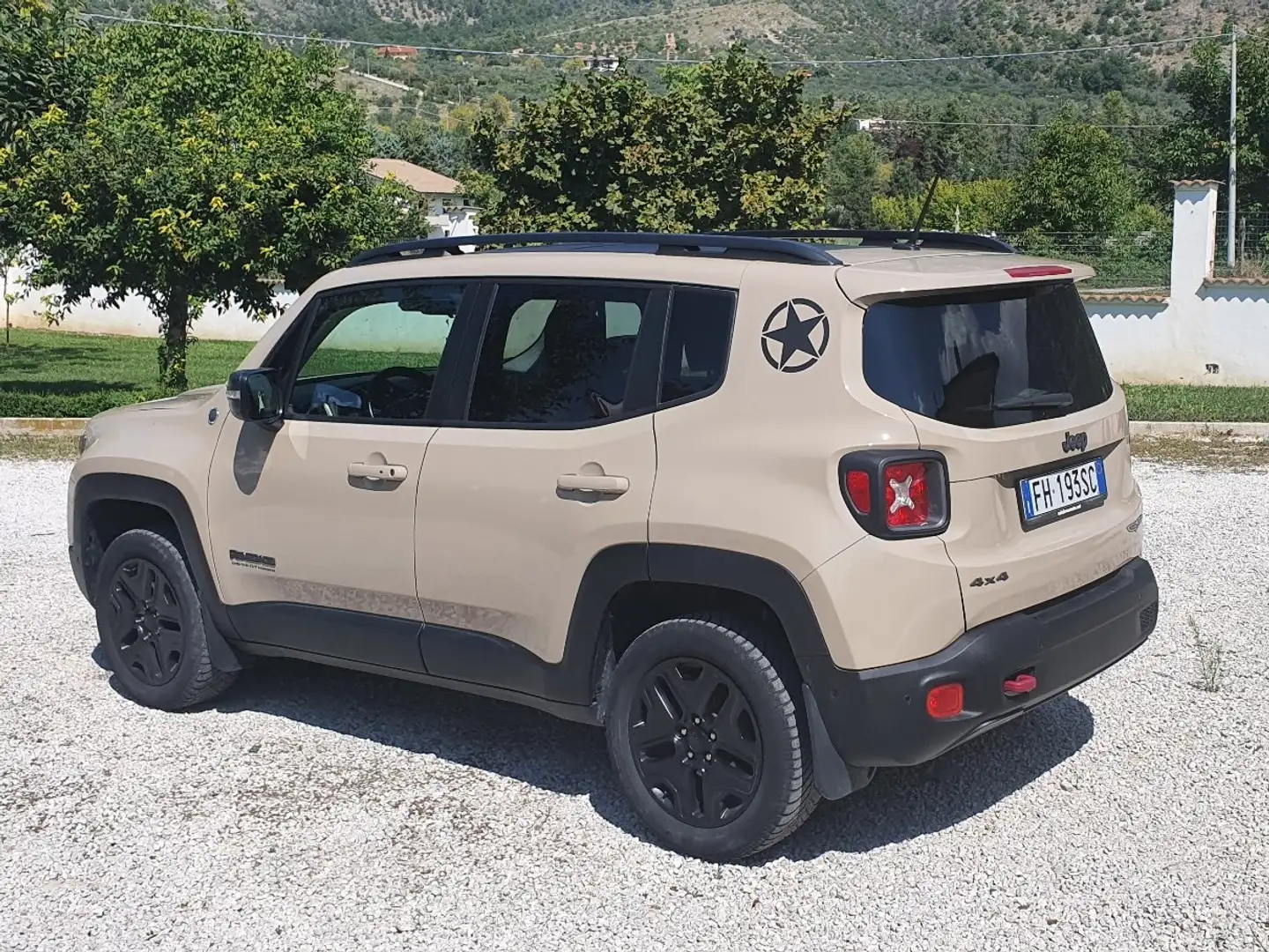 Jeep Renegade 2.0 mjt Deserthawk 4wd 170cv auto Bej - 2