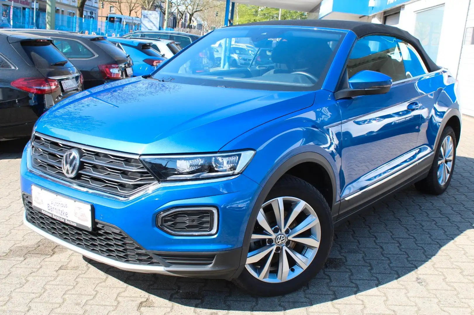 Volkswagen T-Roc Cabriolet Style* LED* Navi* Klimaauto* DAB Blauw - 1