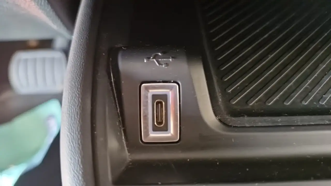 Citroen C4 Berline — photo 20