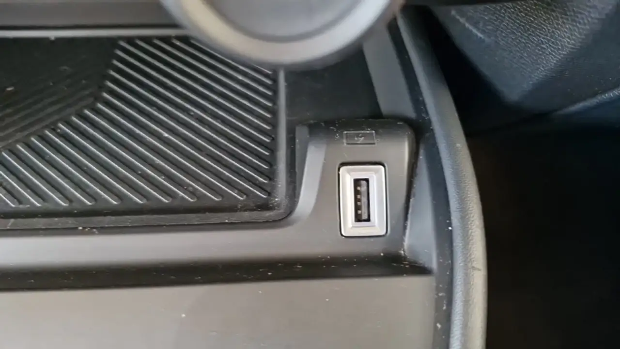 Citroen C4 Berline — photo 19