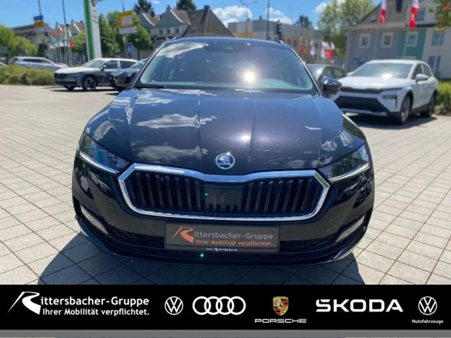 Skoda Octavia Combi 2.0 TDI Clever beheiz WSS Columbus Nero - 1