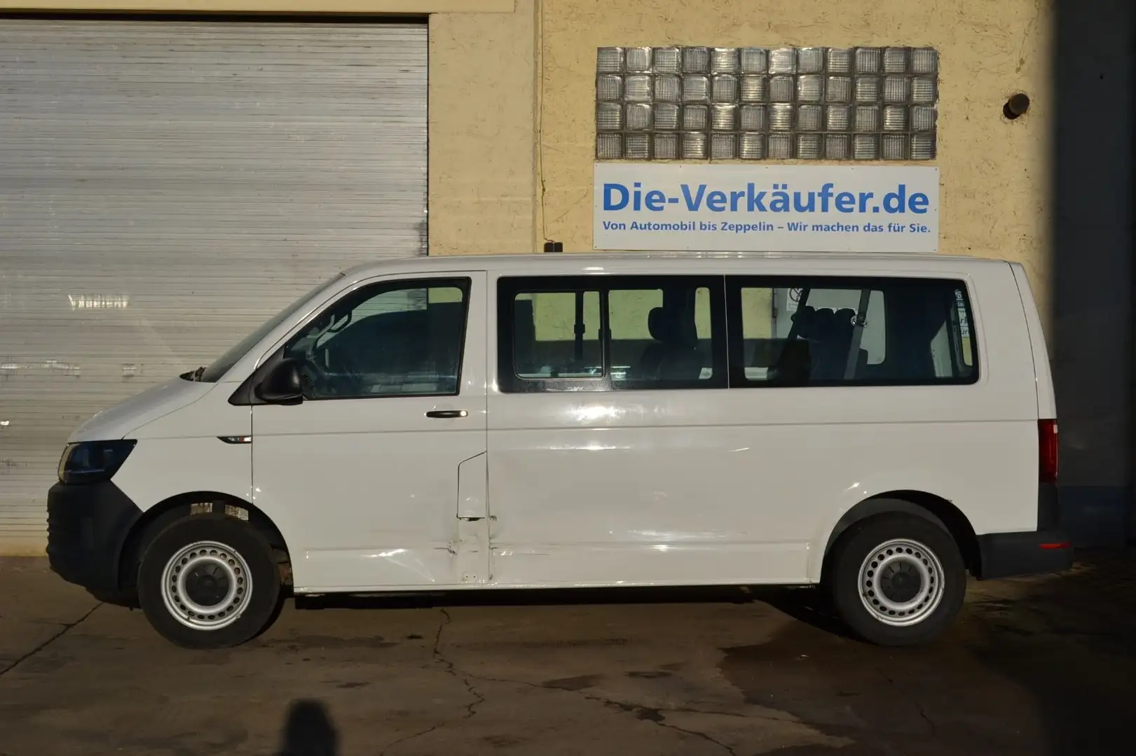 Volkswagen T6 Transporter Kombi lang 1.Hand Klima 9 Sitzer Blanc - 2
