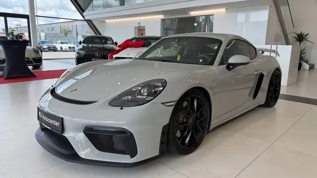 Porsche Cayman 718  GT4 Ansicht 1