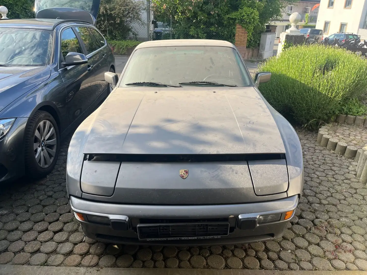 Porsche 944 Grau - 1