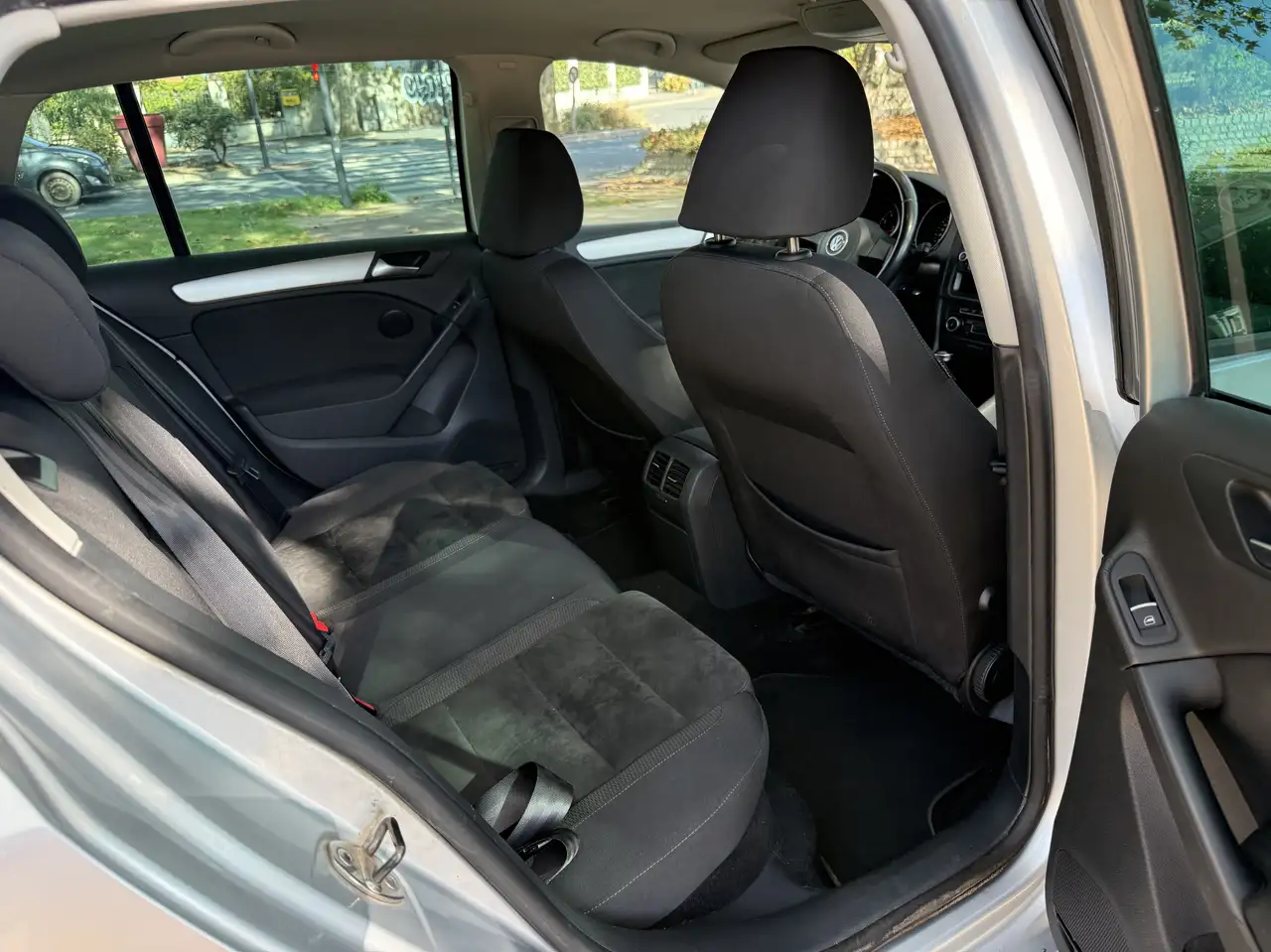 Volkswagen Golf Standard Model — photo 7