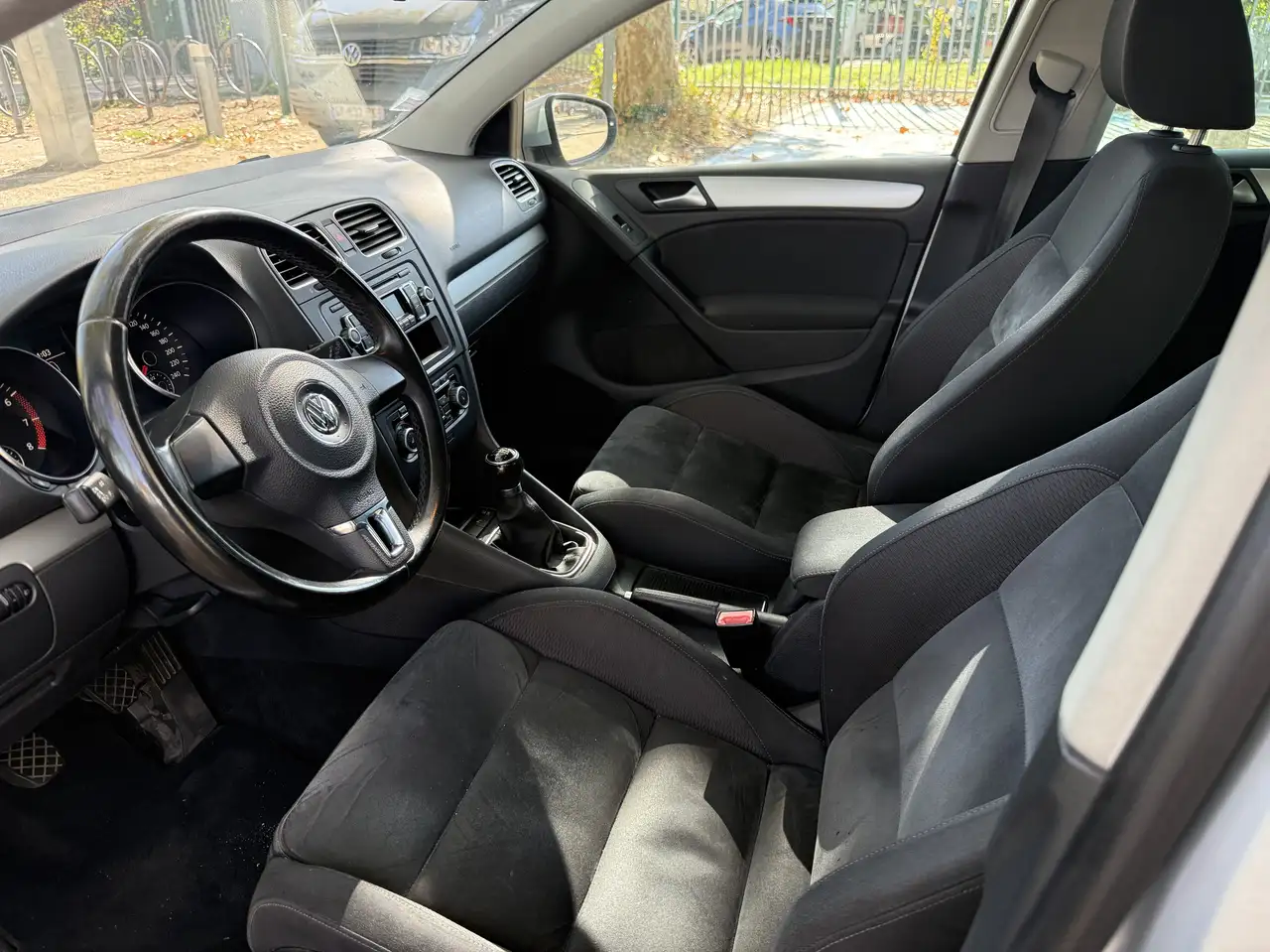 Volkswagen Golf Standard Model — photo 5