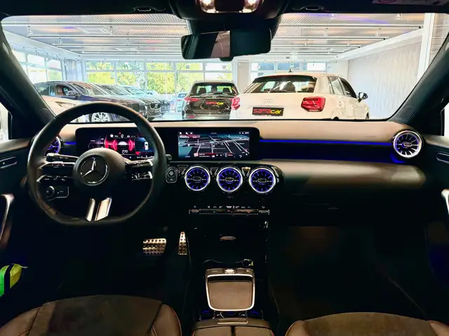 Mercedes-Benz A-Class view 9