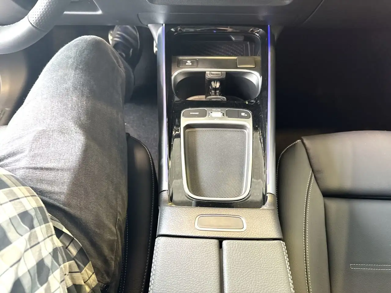 Mercedes-Benz GLA photo Mercedes-Benz GLA